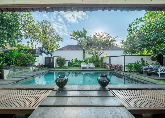 Ocean Two 3br Private Pool In Oberoi * Seminyak (Bali)