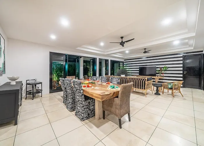 Ocean Two 3br Private Pool In Oberoi *